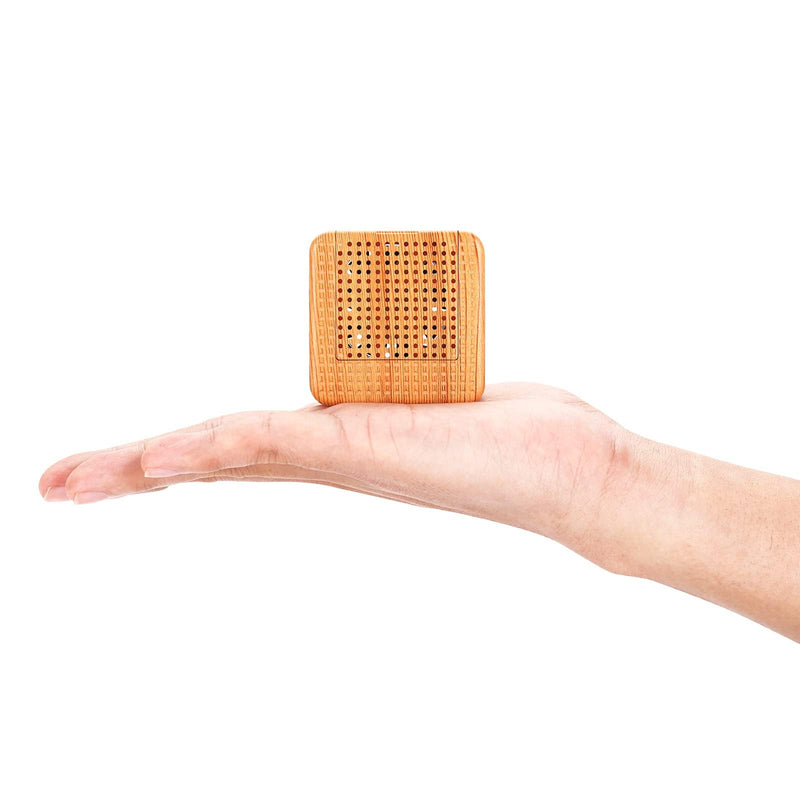 Weljoy Wood Grain Portable Diffuser for Essential Oils â Car or Travel, Mini Size, Quiet, Waterless, Re-Chargeable Battery or USB (Wood Grain)