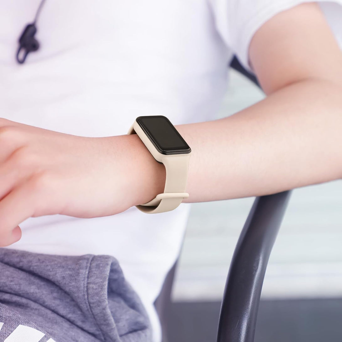 Meliya Bands for Amazfit Band 7 Straps, 4-Pack Soft Silicone Sport Replacement Bracelet Strap for Amazfit Band 7 Fitness & Health Tracker Women Men