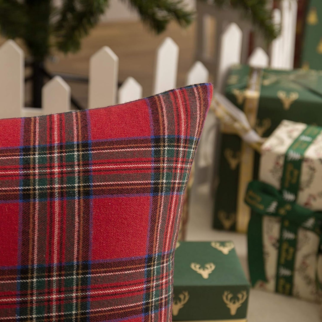 AQOTHES Pack of 2 Christmas Plaid Decorative Throw Pillow Covers Scottish Tartan Cushion Case for Farmhouse Home Holiday Decor Red and Green, 18 X 18 Inches