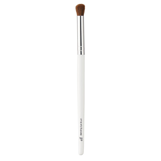 e.l.f. Blending Eye Brush, Makeup Brush For Eyeshadow & Eyeliner, Creates A Natural Finish, Made With Synthetic Bristles, Vegan & Cruelty-Free