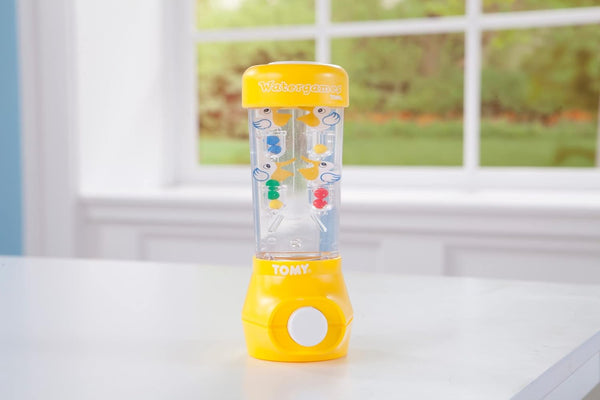 Fun Water Game - Pelican Classic & Retro Toys for Ages 3 to 12 Yellow