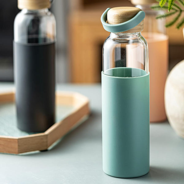 21oz Borosilicate Glass Water Bottles with Silicone Non-Slip Sleeve & Leak-Proof Lid-Reusable Drink Bottle for Office,Travel,Gym,Hiking-BPA
