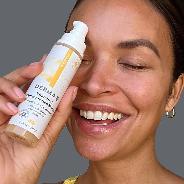 DERMA E Vitamin C Concentrated Serum, 2 Oz, with Hyaluronic Acid, Vitamin E & Aloe, All Natural, Antioxidant-Rich Concentrated Formula, Hydrating