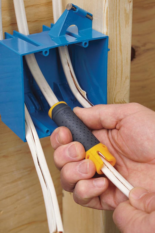 IDEAL Electrical 45-025 Lil Ripper Stripper Wire Stripper w/Slitting Blade, V-Notch, Flat Blade Clip