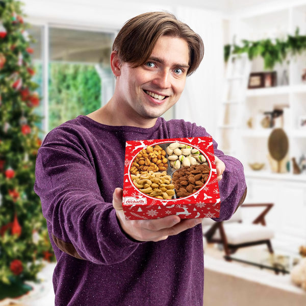 Christmas Nuts Gift Basket for Holiday Season, Premium Mixed Nut Assortment Gift Gourmet Snack Food Present Box, Christmas Gift Basket for Family