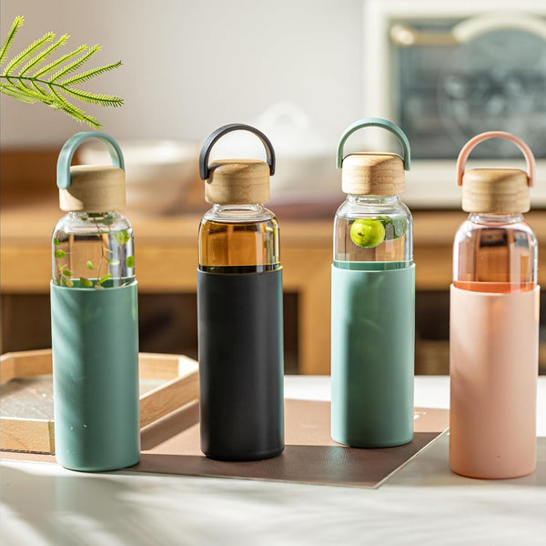 21oz Borosilicate Glass Water Bottles with Silicone Non-Slip Sleeve & Leak-Proof Lid-Reusable Drink Bottle for Office,Travel,Gym,Hiking-BPA