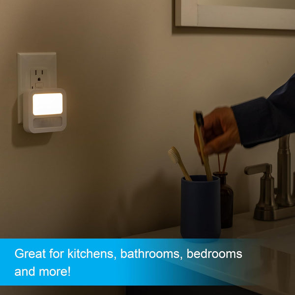 GE LED Motion Sensor Night Light, Plug-in, Dusk-to-Dawn Sensor, 20 Lumens, Soft White, Ideal for Bedroom, Bathroom, Kitchen, or Hallway – 40865 (1