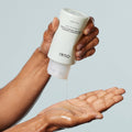 OUAI anti Dandruff Shampoo - Soothing Salicylic Acid Shampoo for Flaky, Dry and Itchy Scalp - Reduces Itching, Redness and Irritation - Sulfate