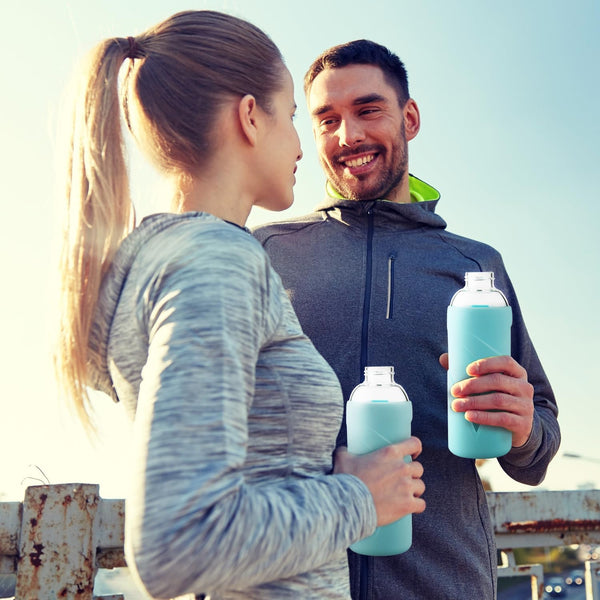 32 OZ Borosilicate Glass Water Bottle BPA Free Reusable Glass Drinking Bottle with Silicone Sleeve and Stainless Steel Lid Light Blue