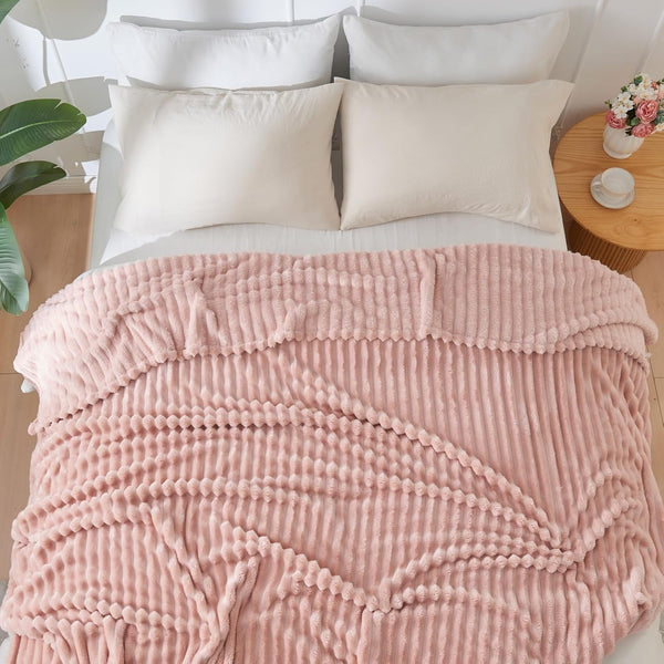 NEWCOSPLAY Super Soft Throw Blanket Pink Premium Silky Flannel Fleece 3D Ribbed Jacquard Lightweight Bed Blanket All Season Use (Pink Ribbed,