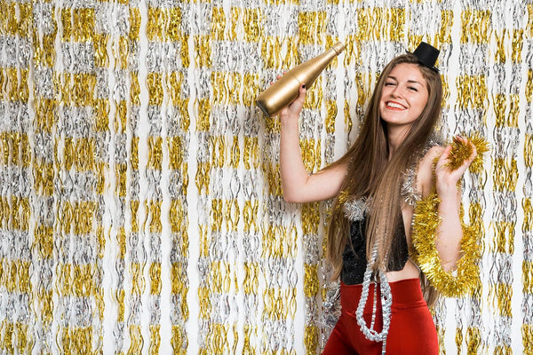 GOER Metallic Tinsel Foil Fringe Curtains Party Photo Backdrop Party Streamers for Birthday,Graduation,New Year Eve Decorations Wedding Decor (2