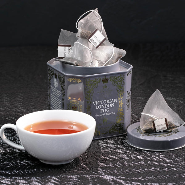 Harney & Sons Victorian London Fog Tea, 30 Sachets in Tin | Black and oolong teas with bergamot, vanilla, citrus and lavender. Contains caffeine.