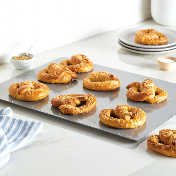 Farberware GOLDEN BAKE Nonstick Jumbo Cookie Sheet, Cookie Sheets for Baking Nonstick, 15.5-Inch x 20-Inch, Light Gray 15.5" x 20" Cookie Sheet