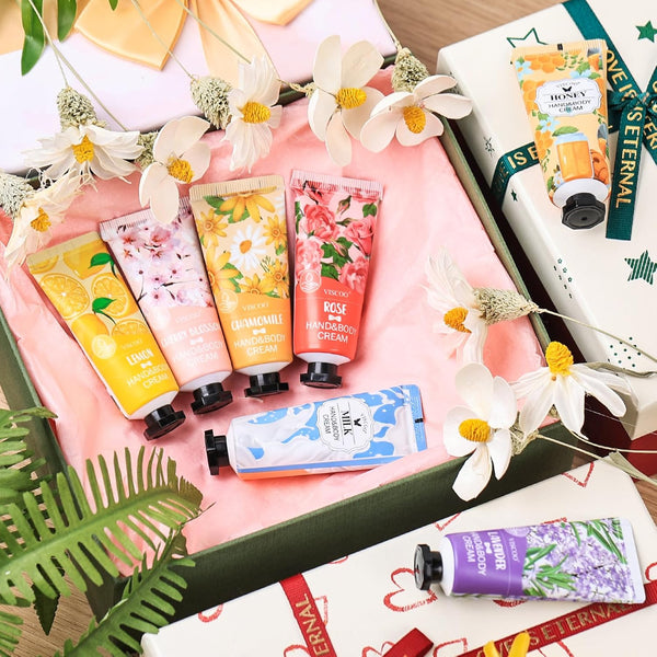 VISCOO 28 Pack Hand Cream Gifts Set for Women, Teacher Appreciation Gift / Graduation Gifts, Moisturizing Mini Hand Lotion Travel Size for Dry