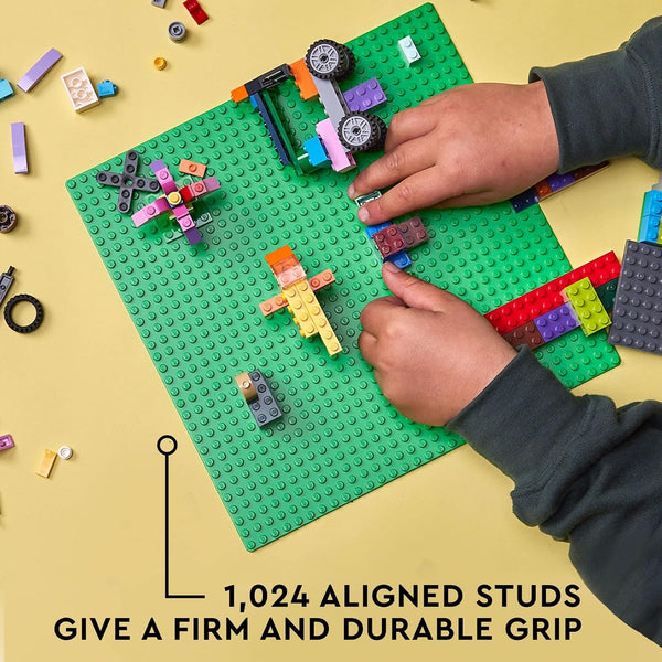 LEGO Classic Green Baseplate, Square 32x32 Stud Foundation to Build, Play, and Display Brick Creations, Great for Grassy Nature Landscapes,