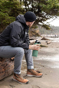 CamelBak Chute Mag Vacuum Insulated Stainless Steel Water Bottle, Magnetic Leak‑Resistant Cap for Everyday Hydration 32 Ounces Navy