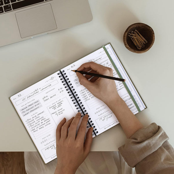 Beautiful To Do List Notebook - Aesthetic Daily Planner to Easily Organize Your Tasks And Boost Productivity - Stylish Undated ADHD Planner Gift