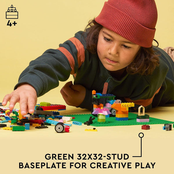 LEGO Classic Green Baseplate, Square 32x32 Stud Foundation to Build, Play, and Display Brick Creations, Great for Grassy Nature Landscapes,