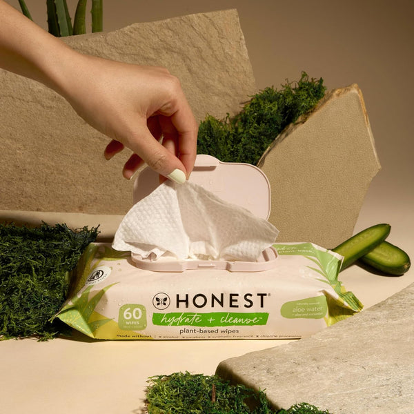 The Honest Company Hydrate + Cleanse Naturally Scented Wipes | Cleansing Multi-Tasking Wipes | 99% Water, Plant Based, Hypoallergenic | Aloe +