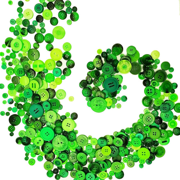 600-700Pcs Green Buttons for Crafts Bulk Green Craft Buttons Assorted Size for Sewing DIY Crafts