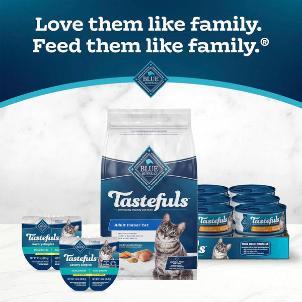 Blue Buffalo Tastefuls Chicken & Brown Rice Recipe Adult Indoor Dry Cat Food for Weight Control & Hairball Control, Real Chicken First, Natural