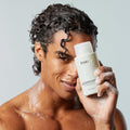 OUAI anti Dandruff Shampoo - Soothing Salicylic Acid Shampoo for Flaky, Dry and Itchy Scalp - Reduces Itching, Redness and Irritation - Sulfate