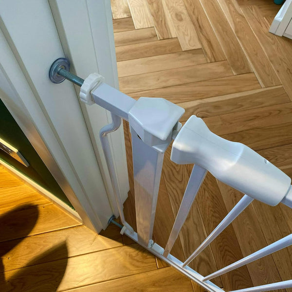 BalanceFrom Easy Walk-Thru Safety Gate for Doorways and Stairways with Auto-Close/Hold-Open Features, 30-Inch Tall, Fits 29.1-33.8 Inch Openings,
