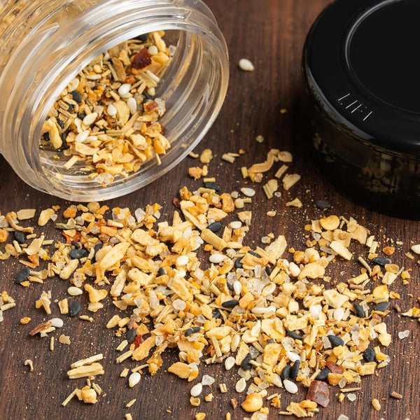 Dan-O's Crunchy Seasoning, 3.5 oz Bottle, Everything Seasoning for Fish, Eggs, Salads, Veggies and More, Sugar Free, Zero Calorie, Use this Spice
