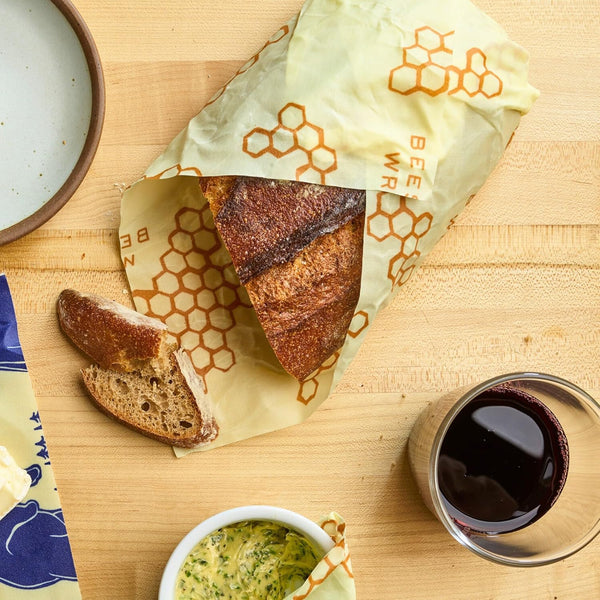 Bee'S Wrap Beeswax Wraps for Food - Honeycomb Bread Wrap - Made in USA Reusable Bread Storage Bags - Organic & Eco-Friendly Alternative to