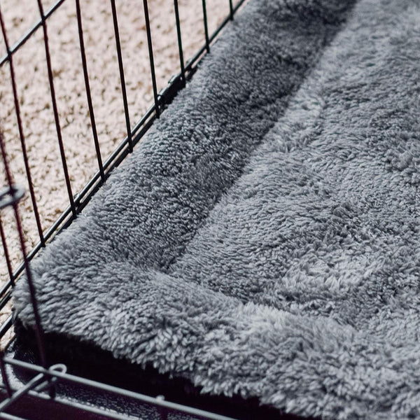 K&H PET PRODUCTS Self-Warming Cat Bed Pad, Self Heating Pad for Outdoor Cat Houses, Warming Mat for Indoor Pet Beds & Furniture, Reversible