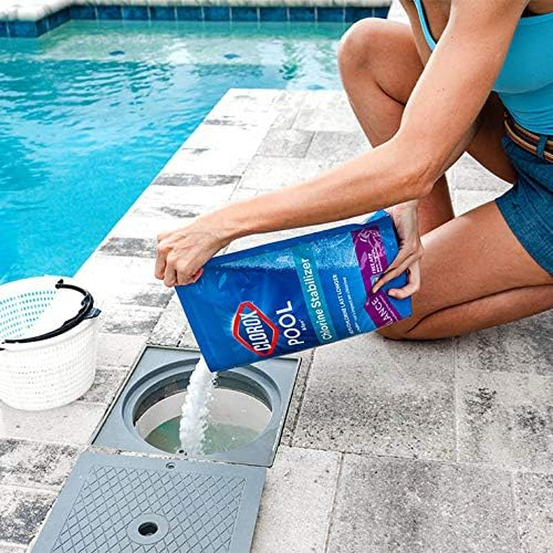 Clorox® Pool&Spa™ Swimming Pool Chlorine Stabilizer, Helps Chlorine Last Longer, Saltwater Pool Compatible, 4LB (Pack of 1)