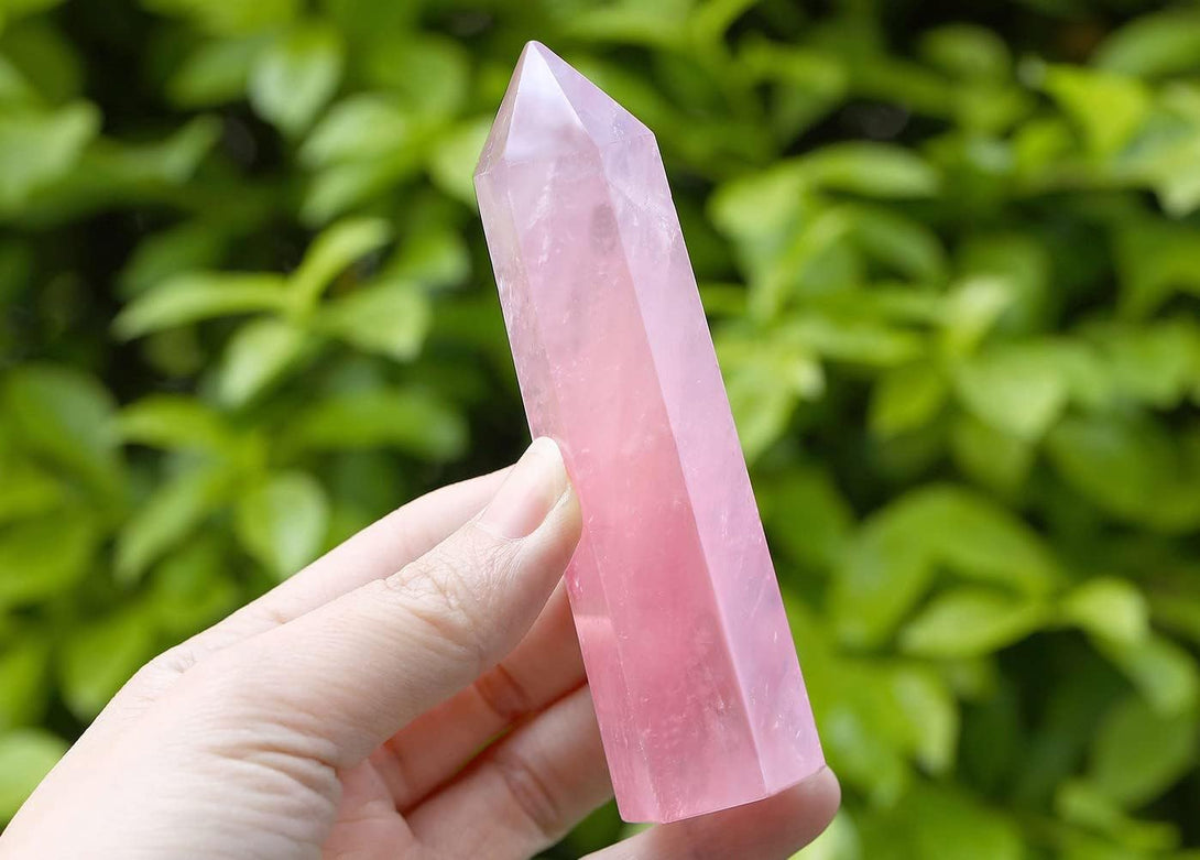 LAIDANLA Rose Quartz Healing Crystals Wands 3.5-4" Polishing Natural Reiki Energy Wand Stone Hexagonal Point Large Crystal Gemstones for Meditation Therapy Crystal Grid Decoration 1Pcs