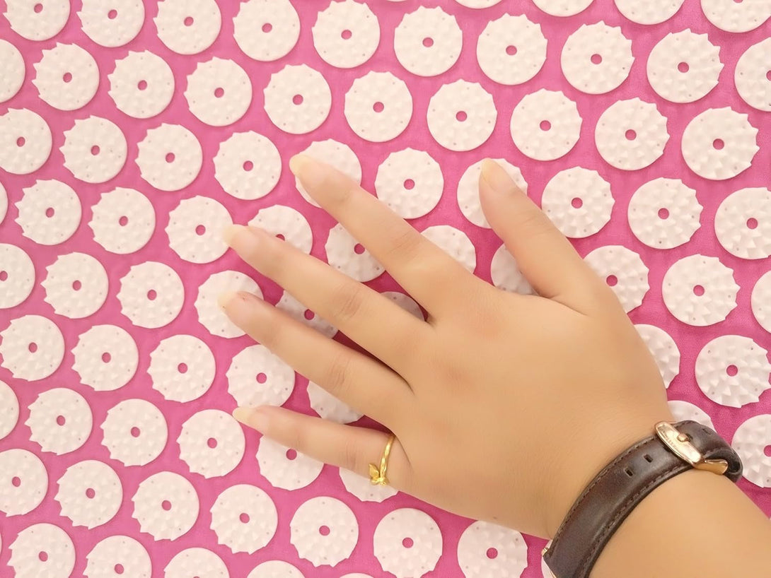 Acupressure Mat and Pillow Set for Back/Neck Pain, Acupuncture Products to Relieve Muscle Fatigue, Improve Insomnia for Sedentary People, Acupuncture Eases Stress, Massage Mat, Gray