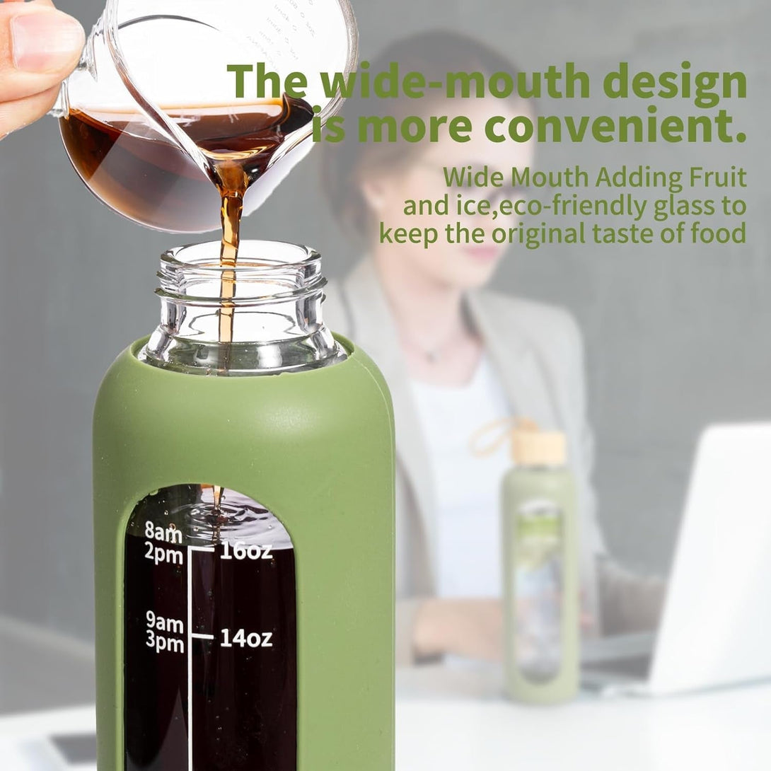 18 OZ Glass Water Bottles, Water Bottle with Time Marker, Leakproof Glass Water Bottles with Silicone Sleeves, Suitable for Offices and Gyms. (Green)