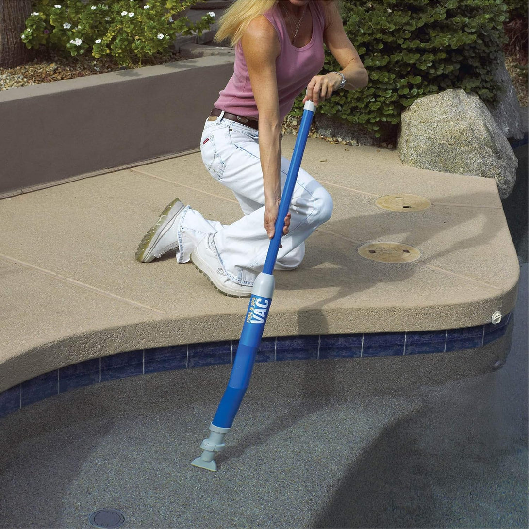 GAME 4855 Manual Handheld Swimming Pool and Spa Vacuum Cleaner, for Minor Debris, Simple Pump Action